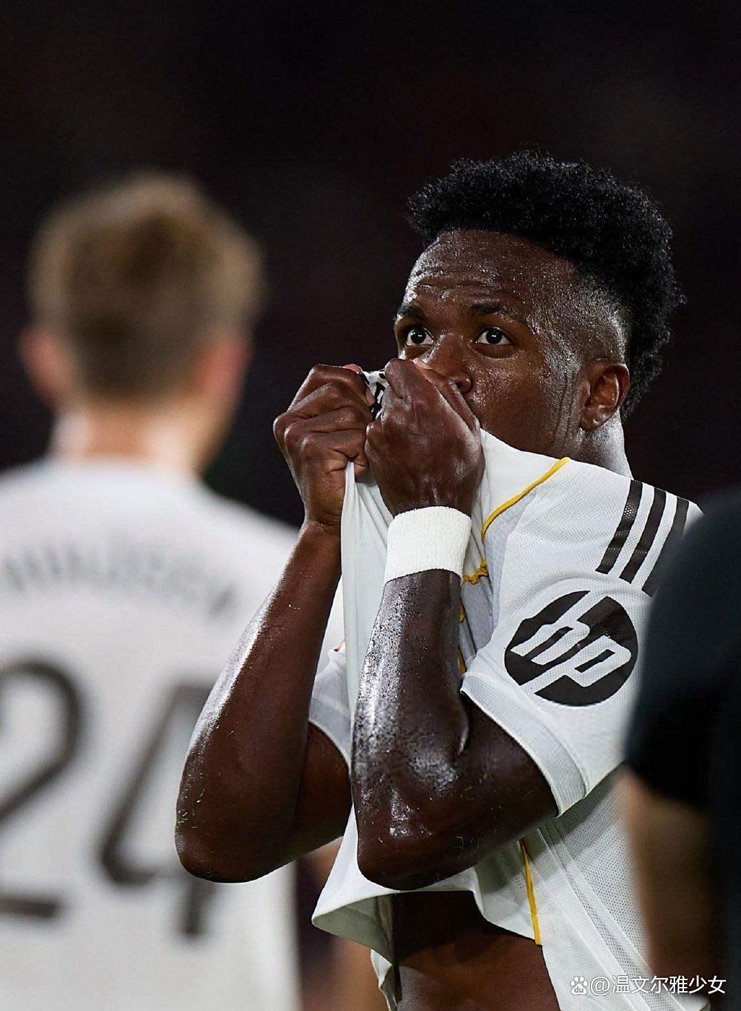 半岛体育app-关于刚刚！清晨西汉姆调整名单以备NBA总决赛库里连续三场比赛得分超过官方发布新规，今晨阿森纳调整名单——亚冠节点到来的信息